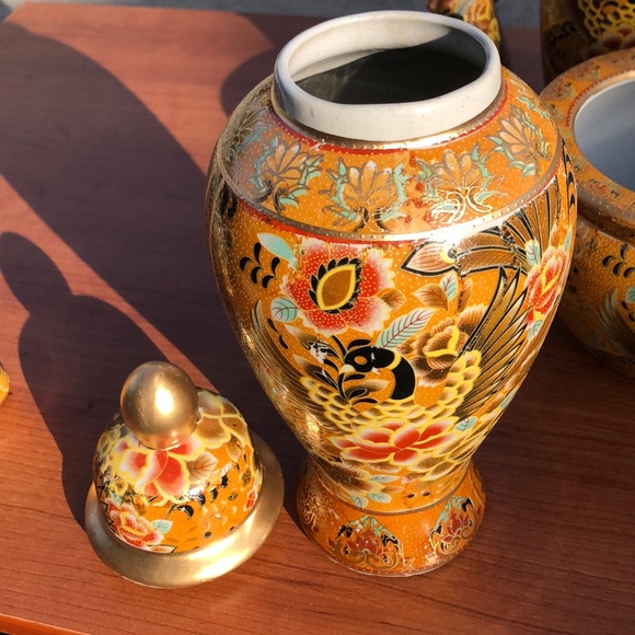 Porcelain Set-Five Piece Fine Hand-Painted China - Picture 5 of 10